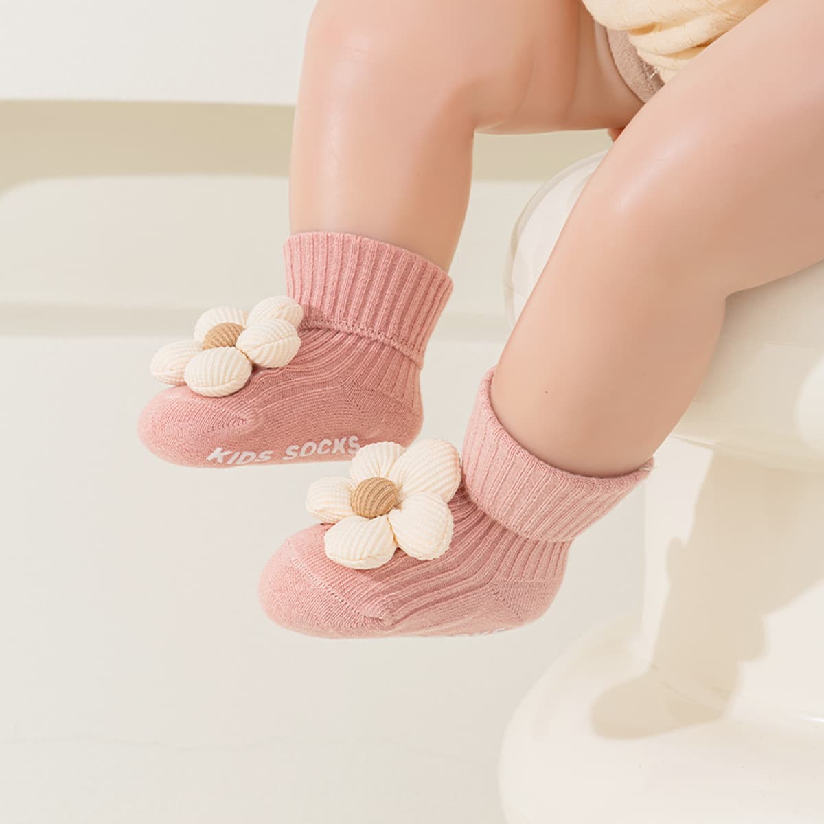 Новорожденный ребенок 0-1 год весна и осень