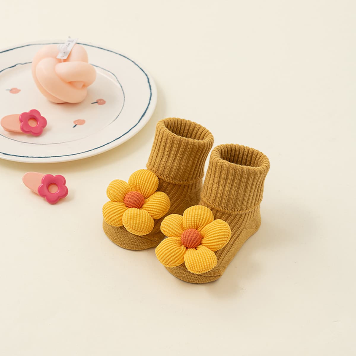 Новорожденный ребенок 0-1 год весна и осень