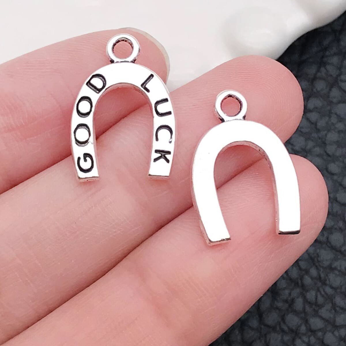 Смешать 20 старинных серебряных западных ковбойских конских шляп кактус пистолетные подвески творческие аксессуары для...