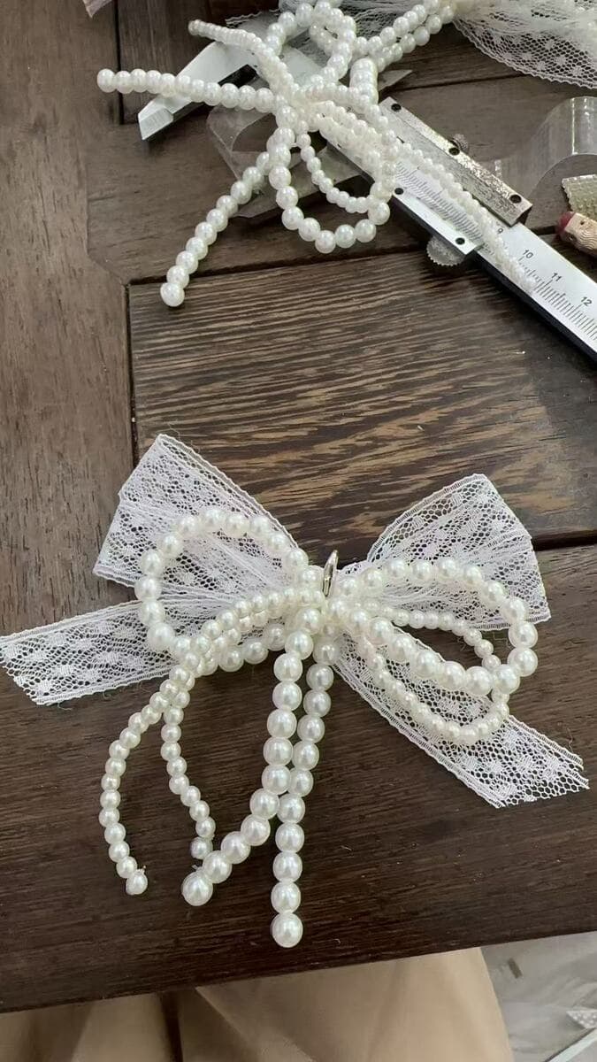 Подходим с различными туфлями, жемчужная пряжка, бант, аксессуары, дикие туфли, модная весна и лето 2024