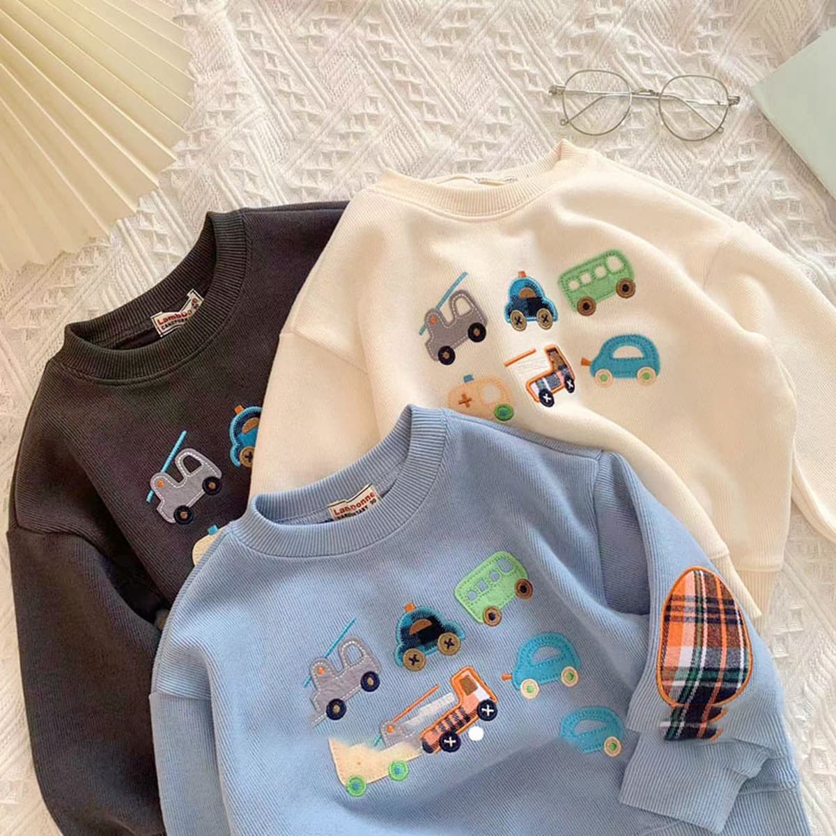 Пятно! Осенний японский свитник детская автомобильная вышивка