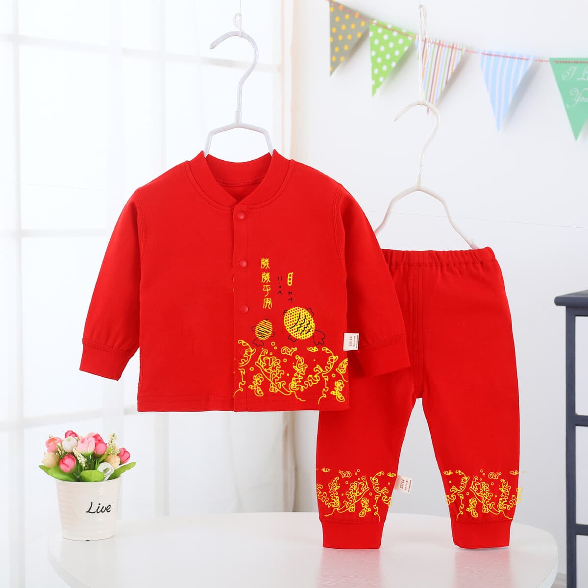 Новая детская одежда без костей Красный праздничный тонкий летний костюм Новый день рождения Детская Новогодняя одежда