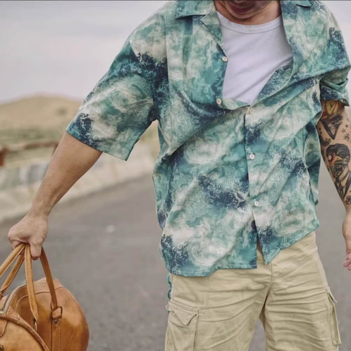 Мужская рубашка с гавайским цветочным принтом, короткий рукав, из ледяного шелка, модная пляжная рубашка, летняя тонкая...