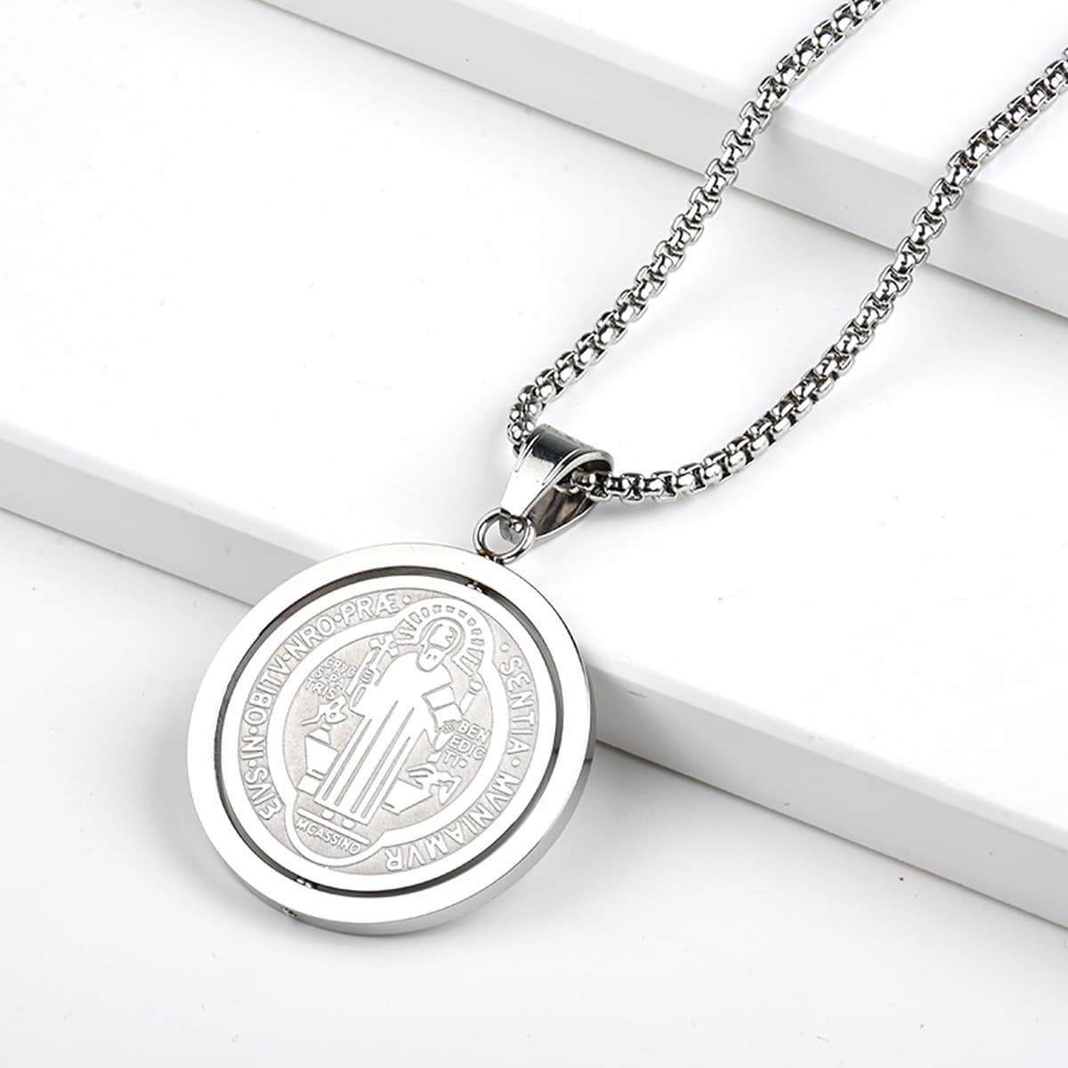 Цельное ожерелье с доставкой, мужской модный бренд, флип, подвеска из титановой стали, светильник, роскошная ниша, ювелирные...