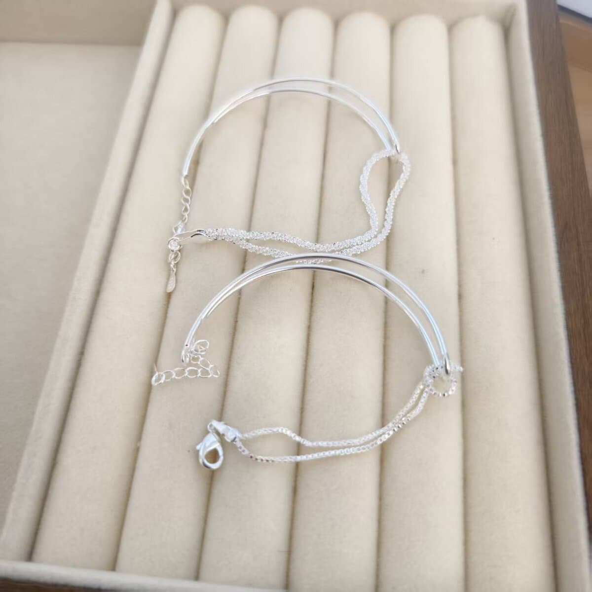 Хит продаж на Temu: гальванизированный браслет из серебра 925 пробы с двойной трубчатой цепочкой и узлом, с нишевым...