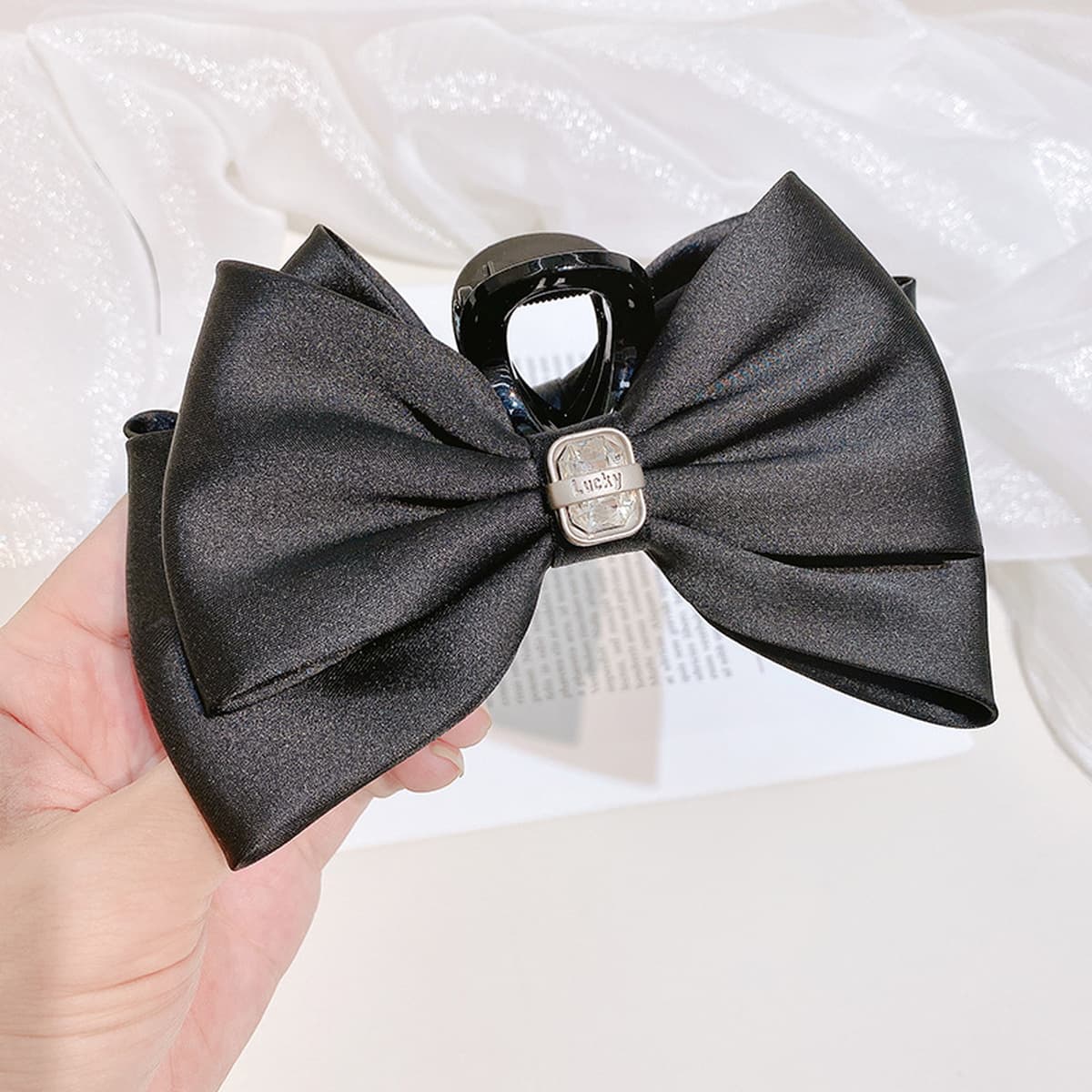 Заколка для волос «Принцесса в беге» с атласным бантом, заколка-крокодил, стильная популярная заколка для причесок, женская...