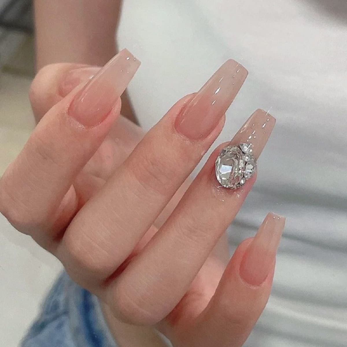 Голубиное яйцо ручной работы сверло готовой сеткой красный взрывной стек дрель ультра-мигающий маникюр бриллиант маникюр DIY...