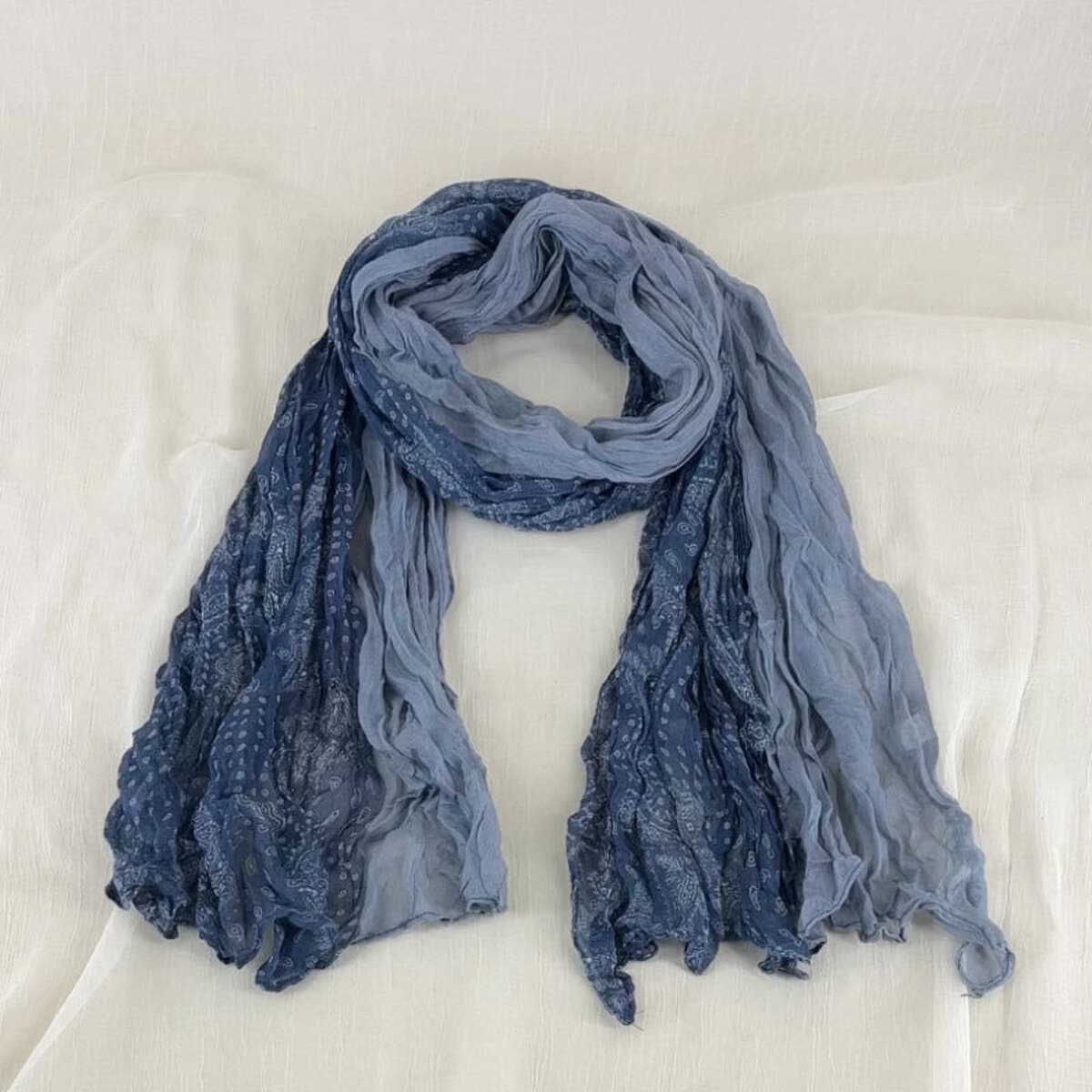 Внешняя торговля Весенний и Осенний отдел Литературный шарф Женский дикий складчатый сплошной цветок кешью, сшитый тонкий...