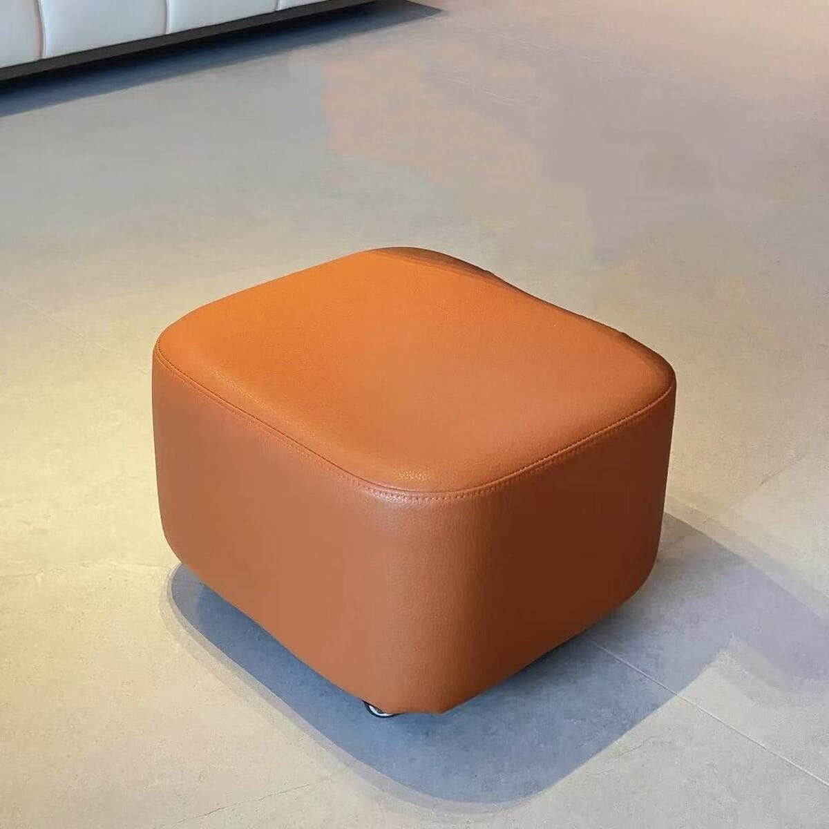 Табурет с подлокотником, маленький табурет, бытовой низкий табурет, диван, табурет, маленькая скамейка, табурет для смены...