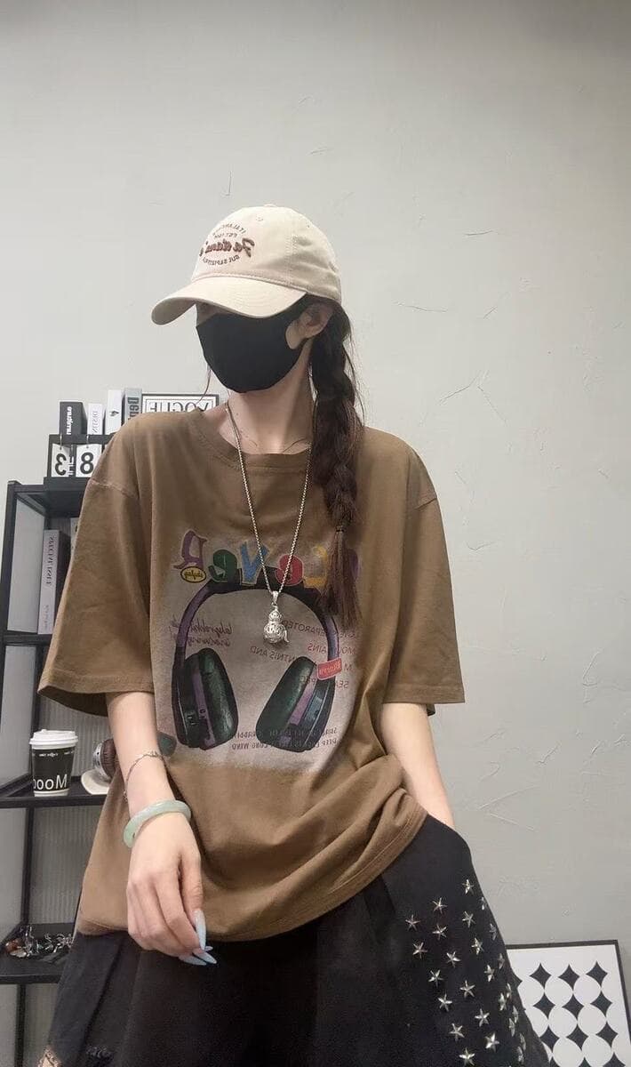 Футболка 2025 летняя новая с круглым вырезом повседневная литературная красочная универсальная рубашка с короткими рукавами