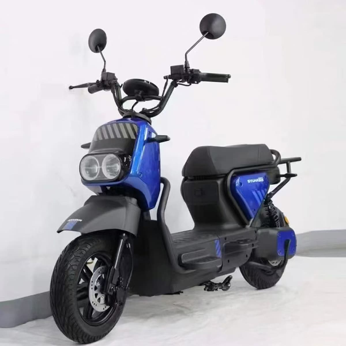 Электрический двухколесный транспорт с длительным сроком службы батареи, стабильный и мощный, для комфортной поездки,...