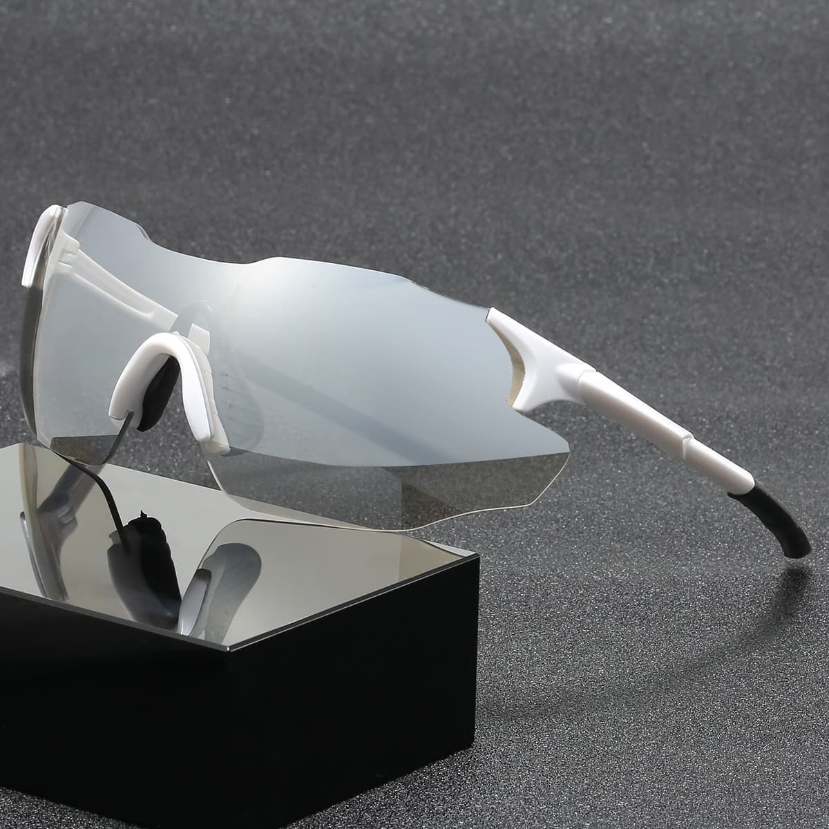 Белая рамка светочувствительный обесцвечивание велосипедные очки день и ночь универсальные наружные велосипедные очки...