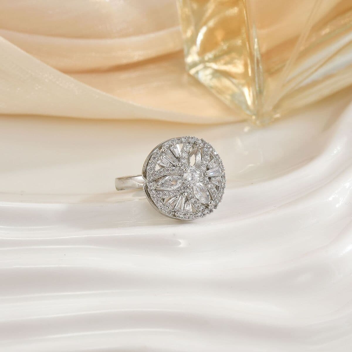 Вращающееся кольцо в европейском и американском стиле для женщин с микроинкрустацией цирконом, элегантное и изысканное,...