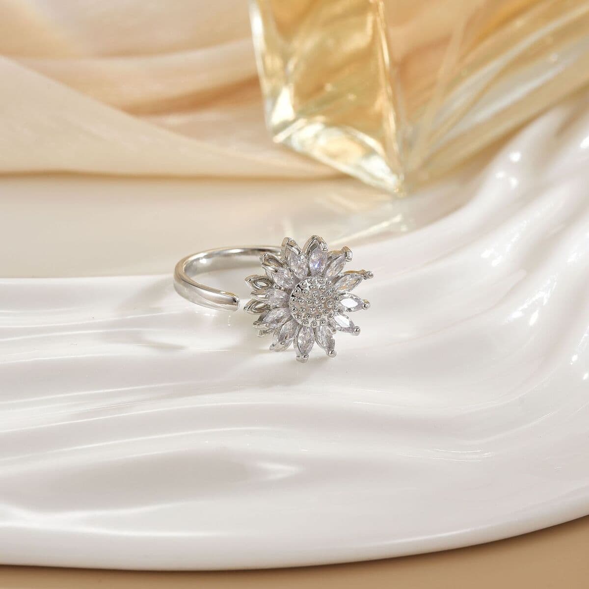 Вращающееся кольцо в европейском и американском стиле для женщин с микроинкрустацией цирконом, элегантное и изысканное,...