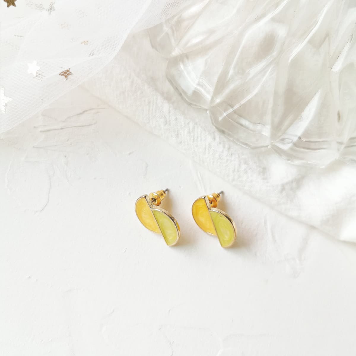 Возвращайте новым и старым клиентам ювелирную коллекцию, модные нишевые серьги, аксессуары для волос, ожерелья для женщин.