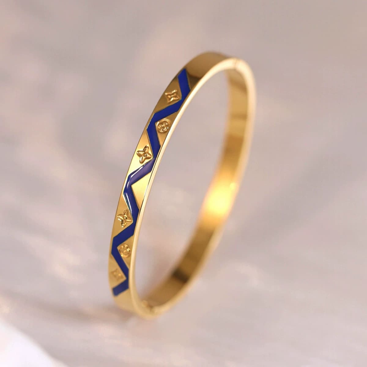 Женский браслет с четырехлистным клевером, покрытый гальваническим покрытием, не выцветает, экологичный, европейский и...