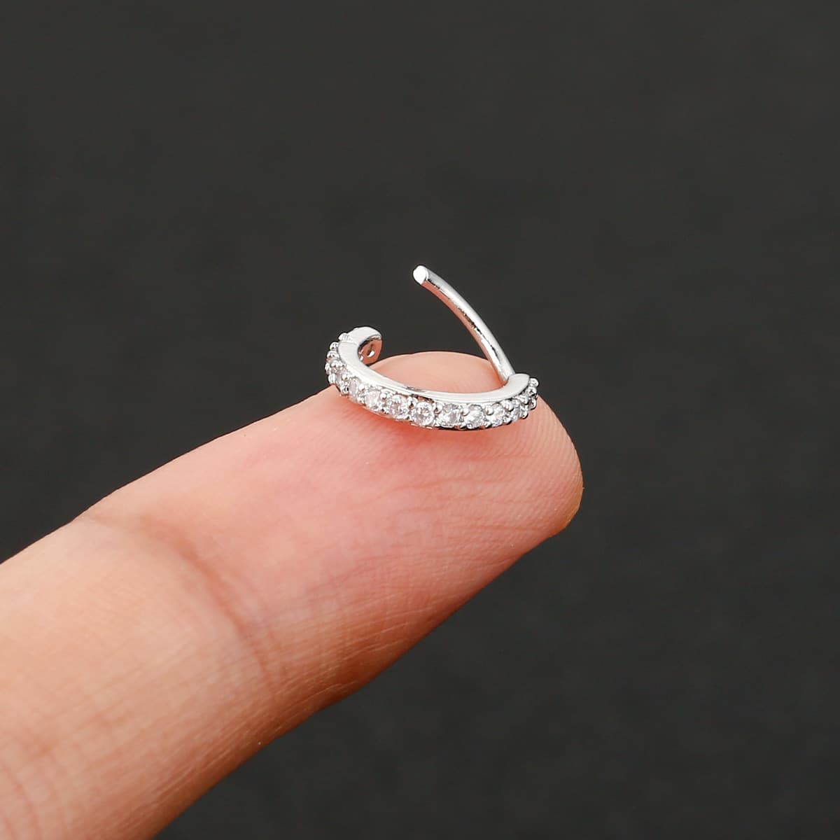 Трансграничные горячие продажи пирсинг ювелирные серьги носовые кольца медные микро-циркониевые мини-мягкие костяные шипы...