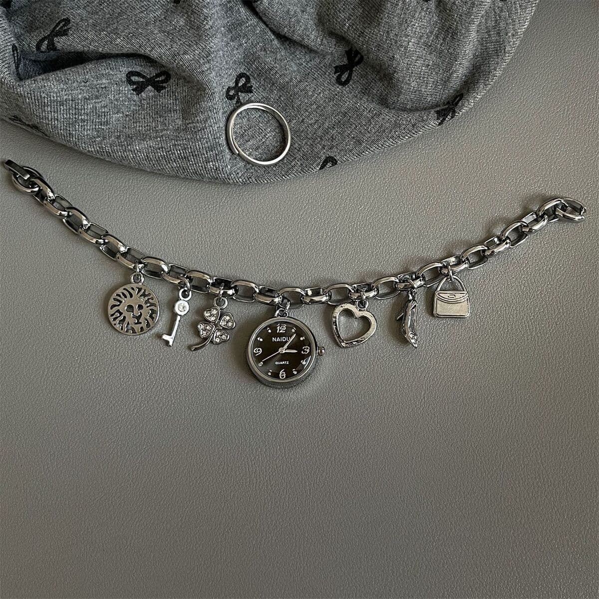 Модные тонкие женские часы в форме сердца с бриллиантами в корейском стиле, простые и элегантные женские часы с браслетом в...