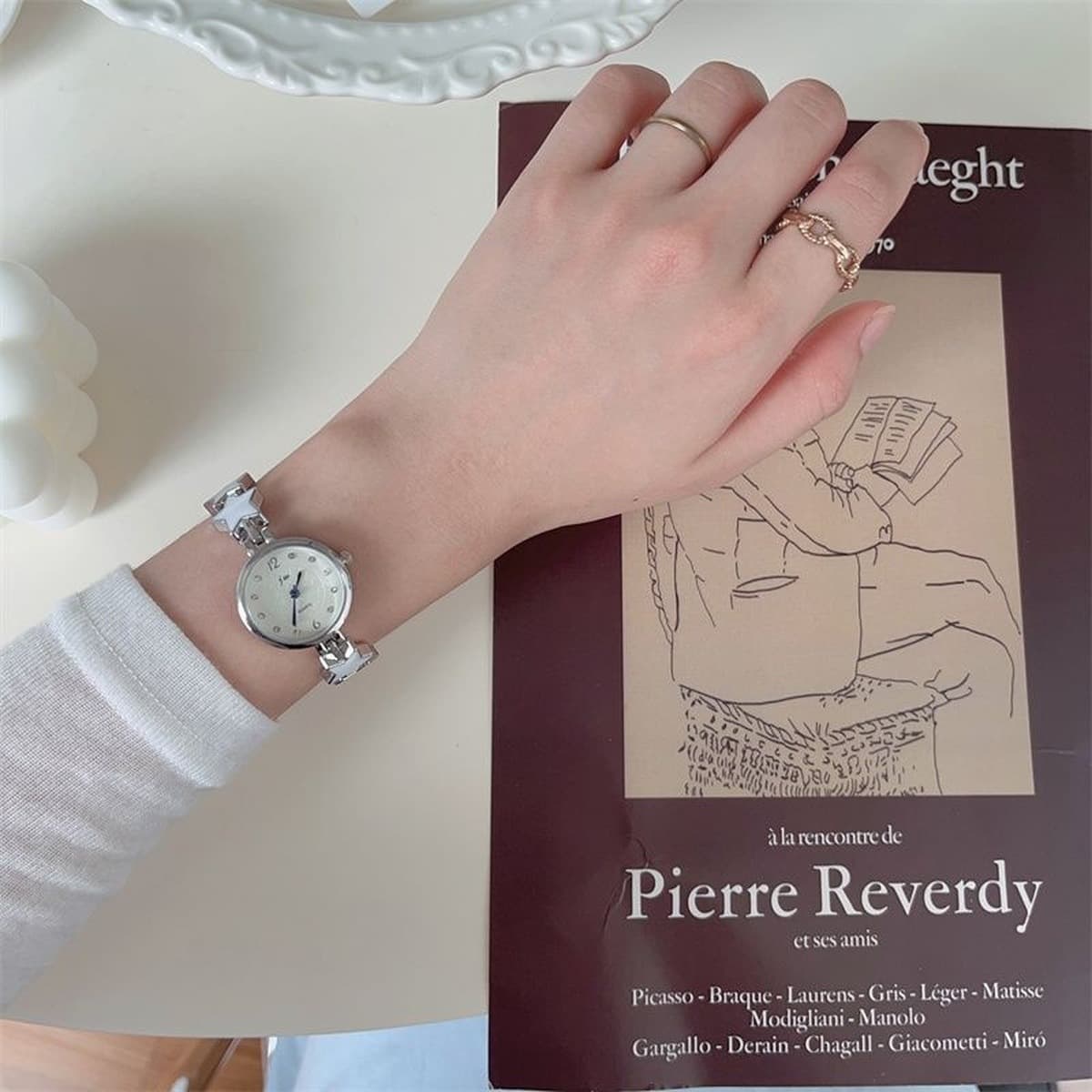 Часы со звездной цепочкой в скандинавском стиле для студенток, легкий роскошный, простой, нишевый, элитный, изысканный и...