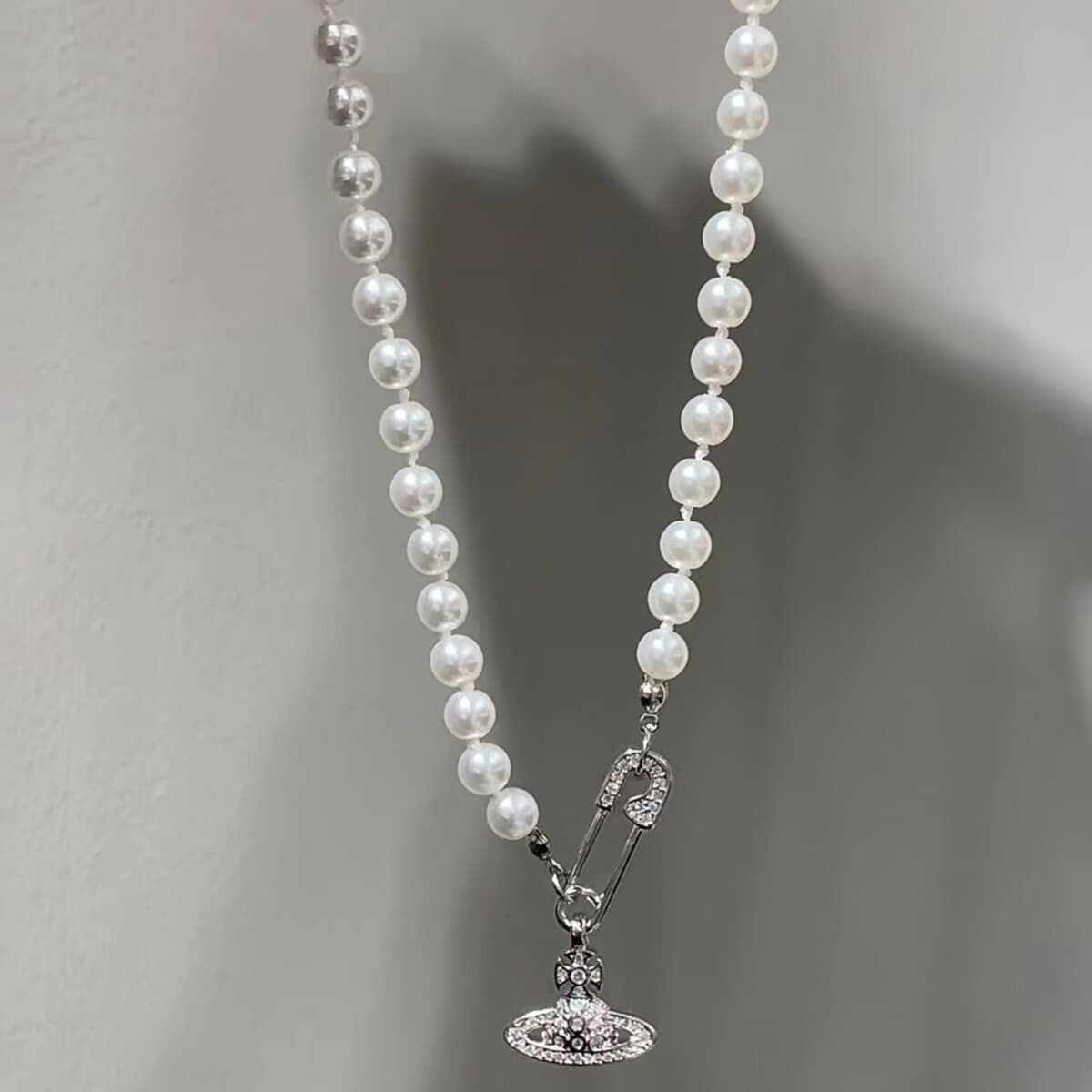 Трансграничные европейские и американские производители: Жемчужное ожерелье Saturn, женская брошь, объемное...