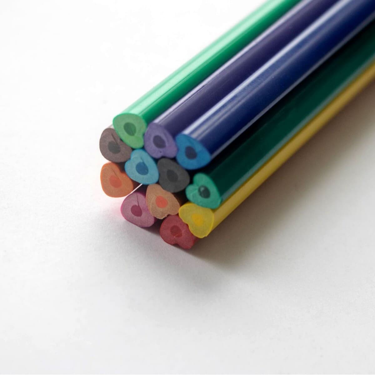 Цветные карандаши по индивидуальному заказу, детский набор для рисования, без деревянных цветных карандашей, форма сердца,...