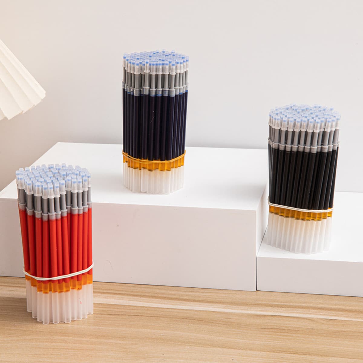 Щелкающие ручки для ручки с черной красной ручкой в штучной упаковке